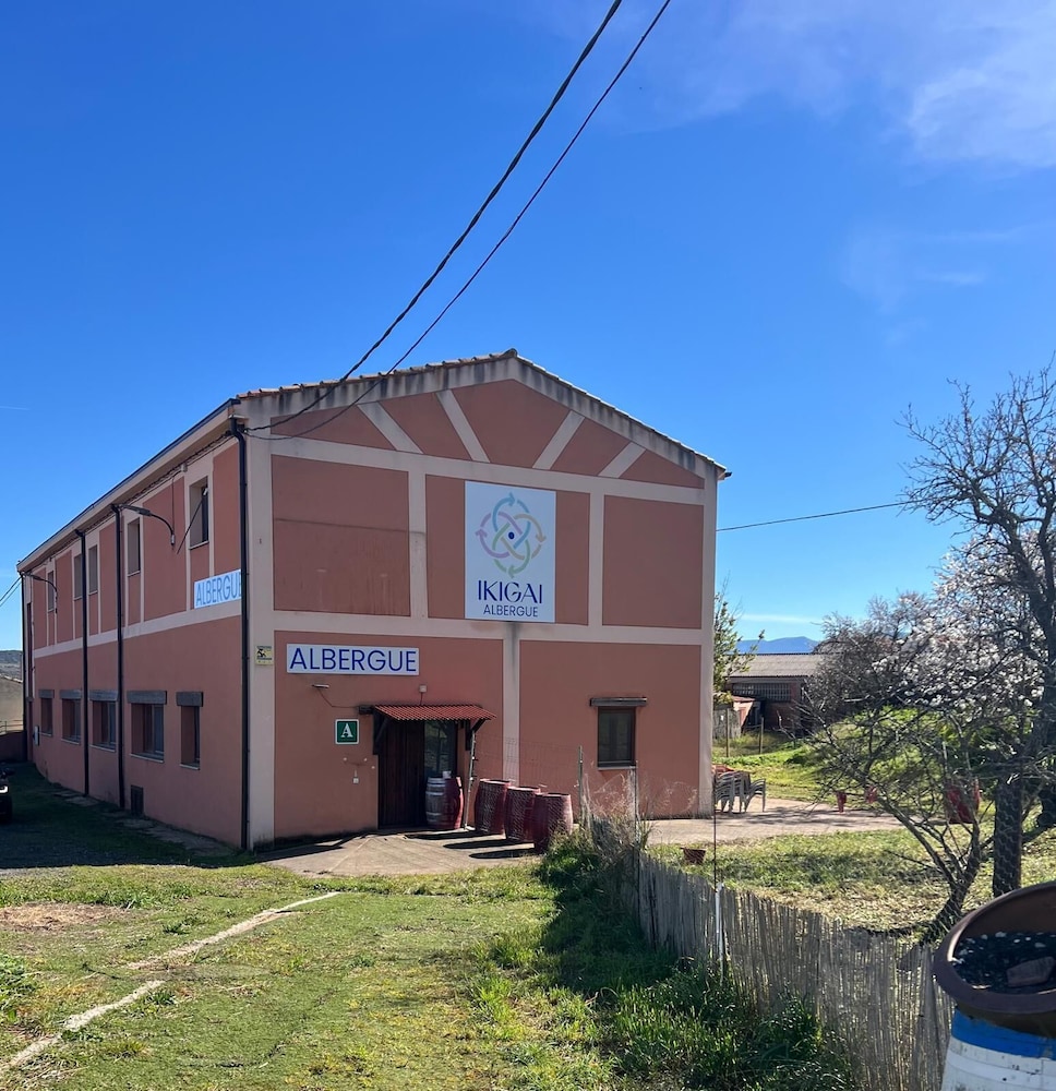Ikigai Albergue — hotel in Navarrete