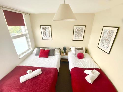 Group accommodation Wolverhampton