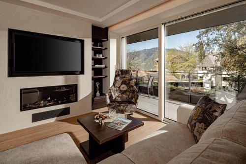 Schenna Chalet Apt Stefan — 4-Star Luxury Hotel in Scena, Italy