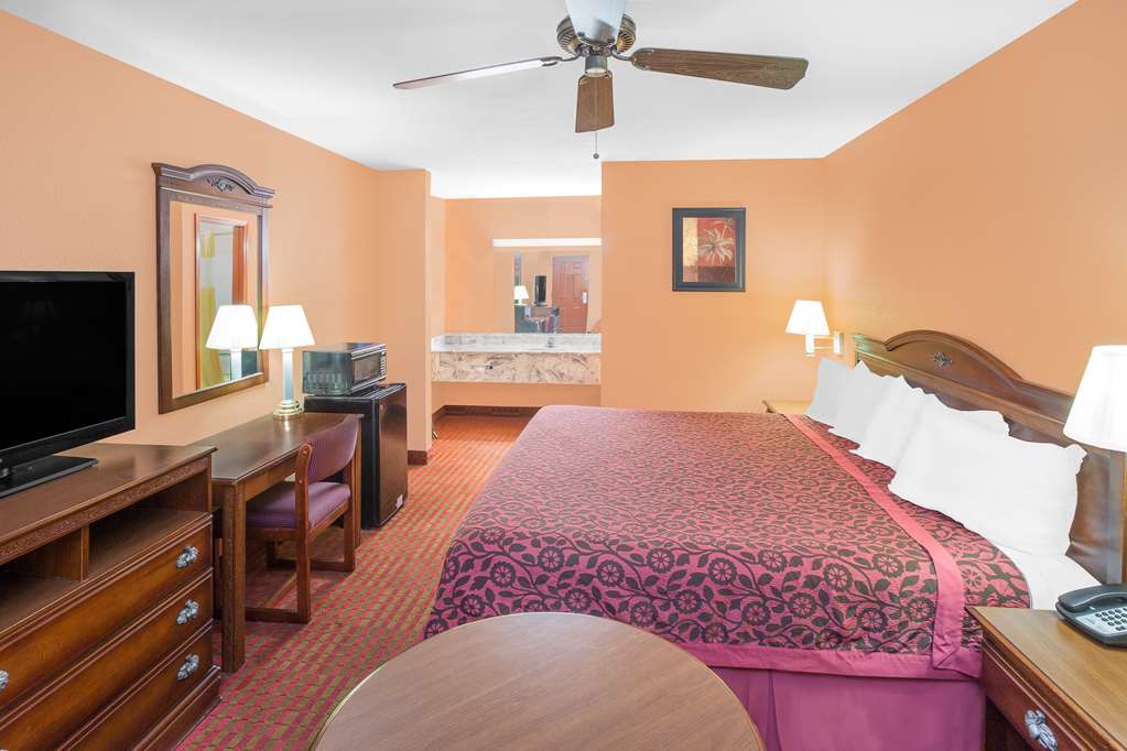 Americas Best Value Inn Kosciusko - photo 4