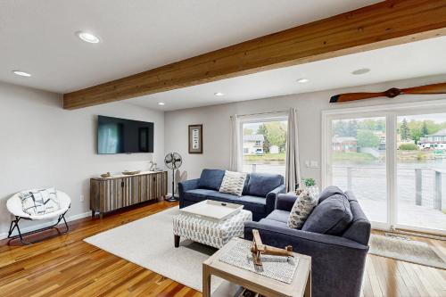 Campbell Lake Escape in Anchorage, United States