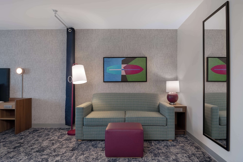 Home2 Suites by Hilton Sheboygan - photo 24