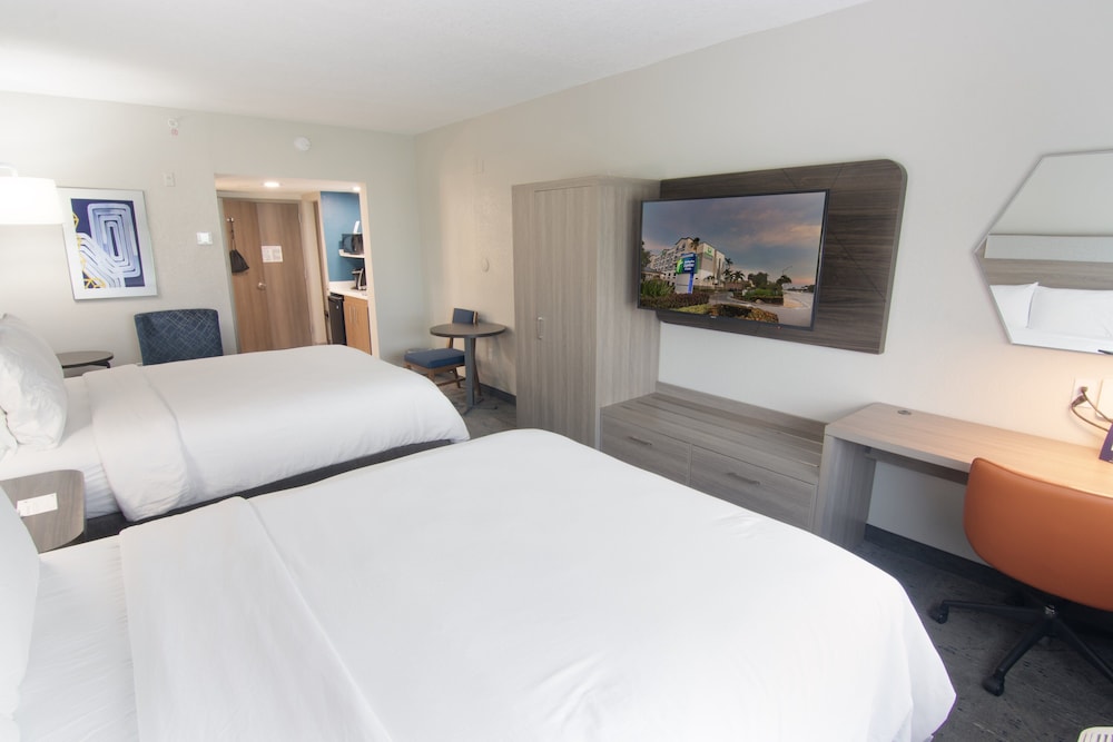 Holiday Inn Express & Suites Ft. Lauderdale Airport West by IHG - photo 14