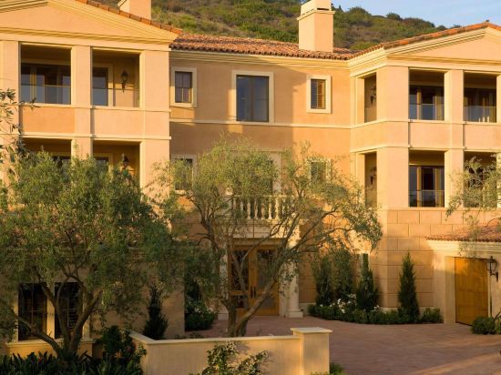 The Villas at Pelican Hill Resort - photo 2
