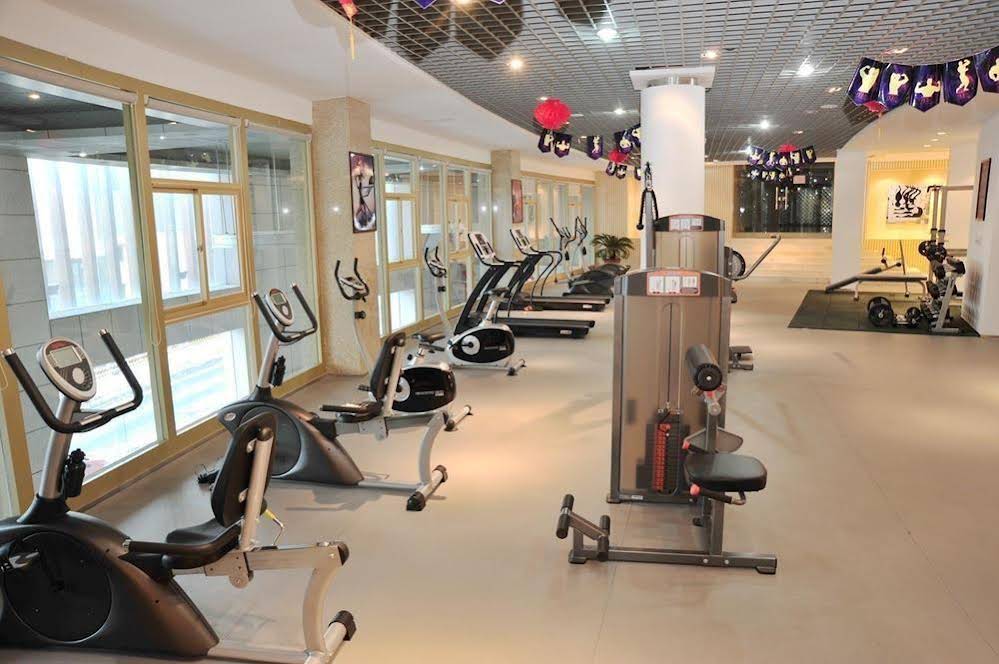 Minglan Holiday Hotel — hotel in Weihai