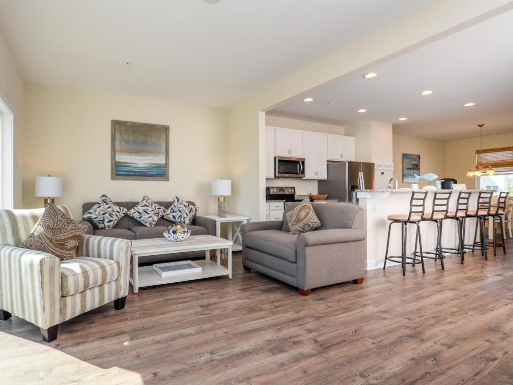 Seaside Village Bowline 13002 4 in Ocean City, United States