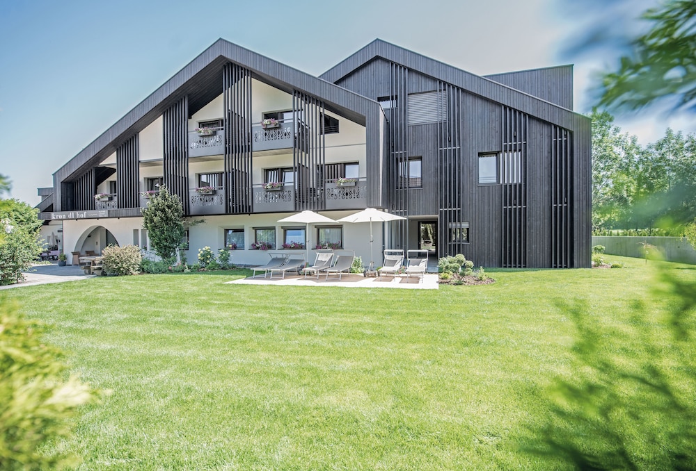 Hotel Krondlhof in Brunico, Italy