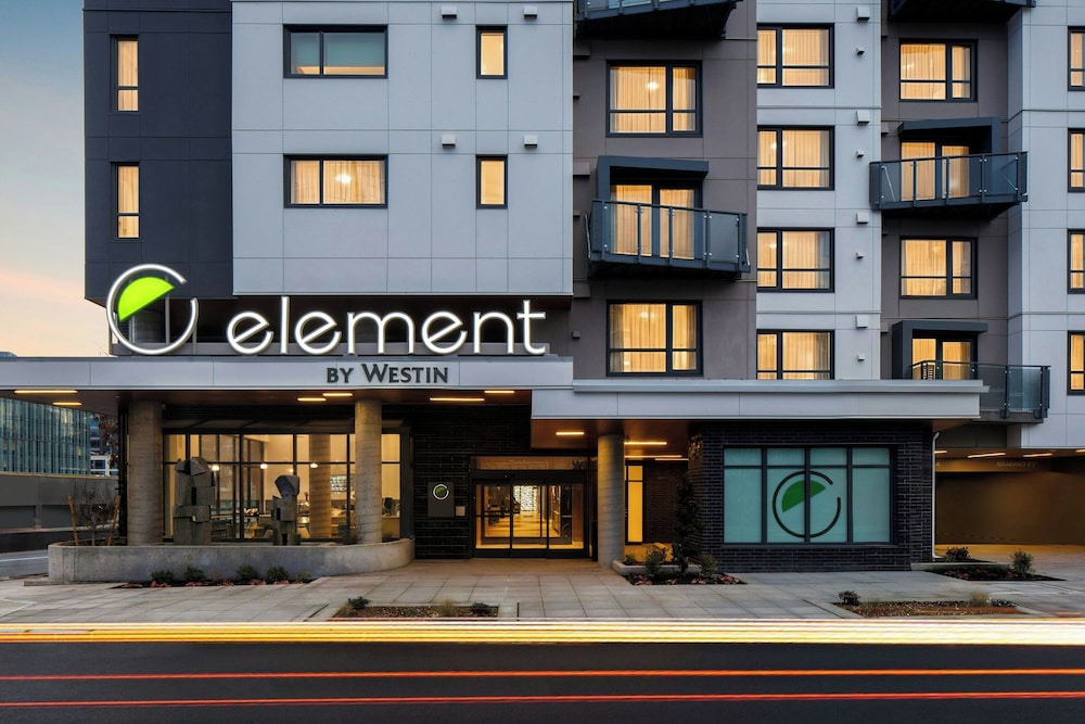 Element Seattle Downtown - carbon neutral hotel in Seattle