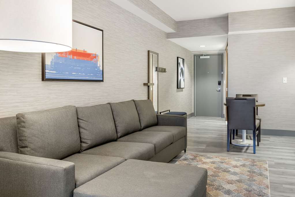 Cambria Hotel Niagara Falls - photo 36