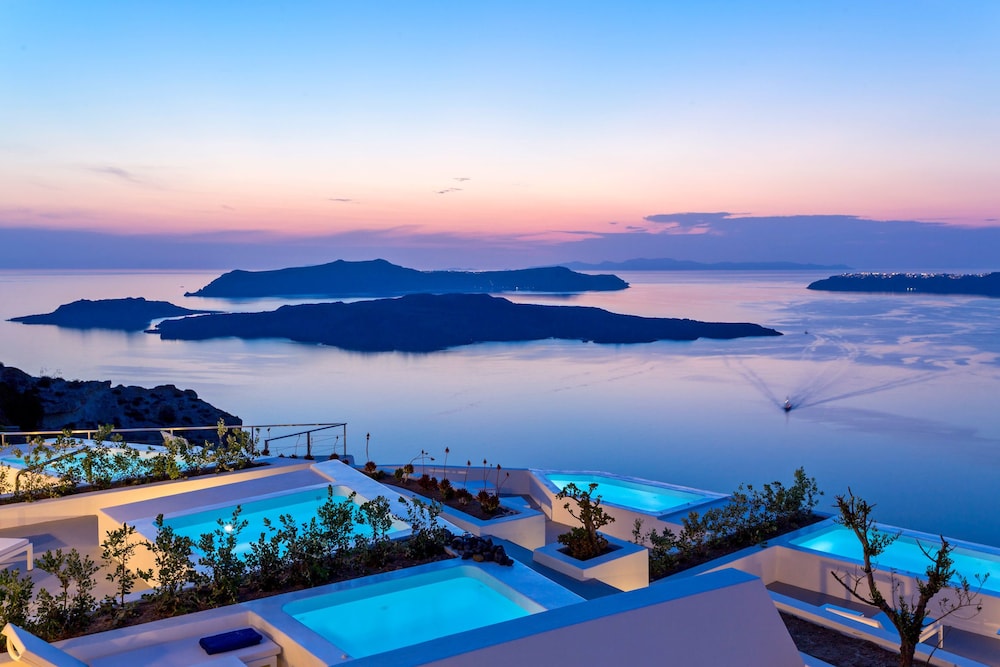 Alti Santorini Suites in Megalochori, Greece