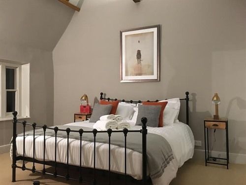 The Wife of Bath — hotel in Ashford