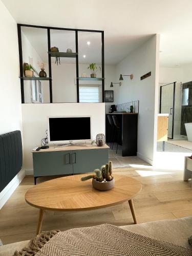 Studio Moderne Belle Aura - last minute hotel in Unknown City