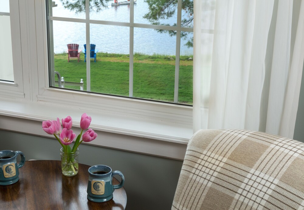 Wolf Cove Inn - photo 34