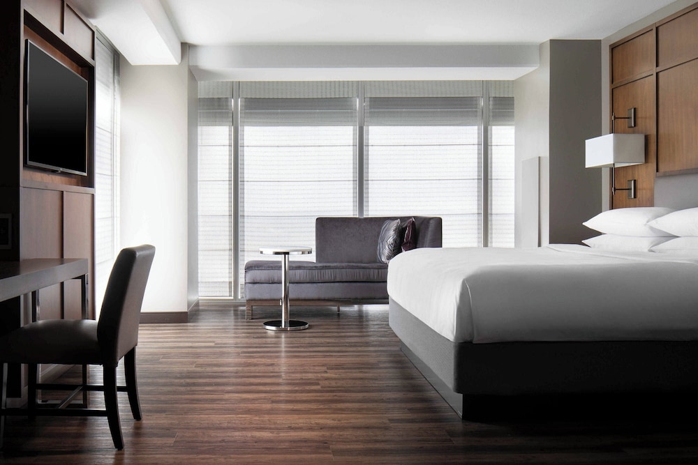 Omaha Marriott Downtown at the Capitol District - photo 5
