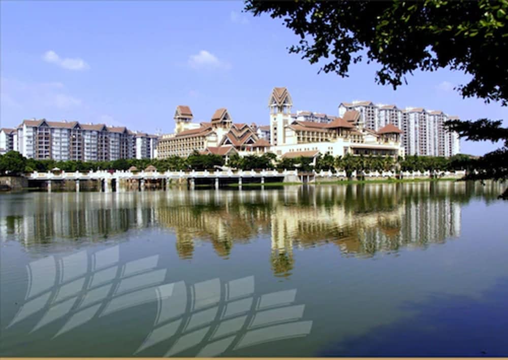 Richwood Garden Hotel — 5-Star Luxury Hotel in Dongguan, People's Republic of China