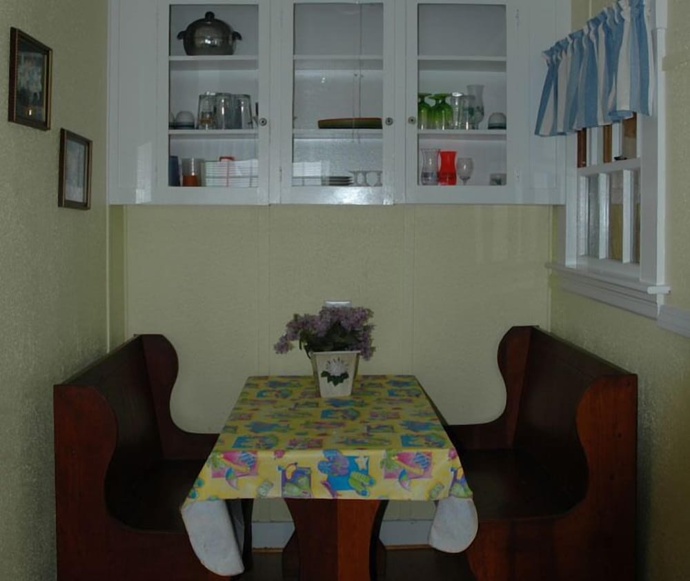 Channel Watefront Cottages - photo 55