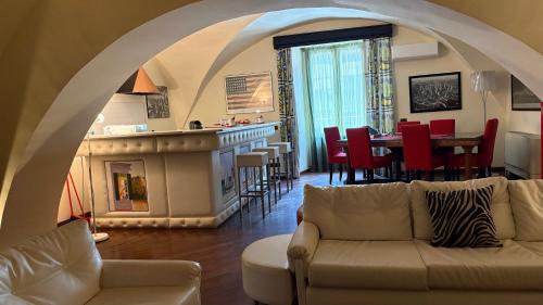 Loft Piazza Università — 4-Star Luxury Hotel in Catania, Italy
