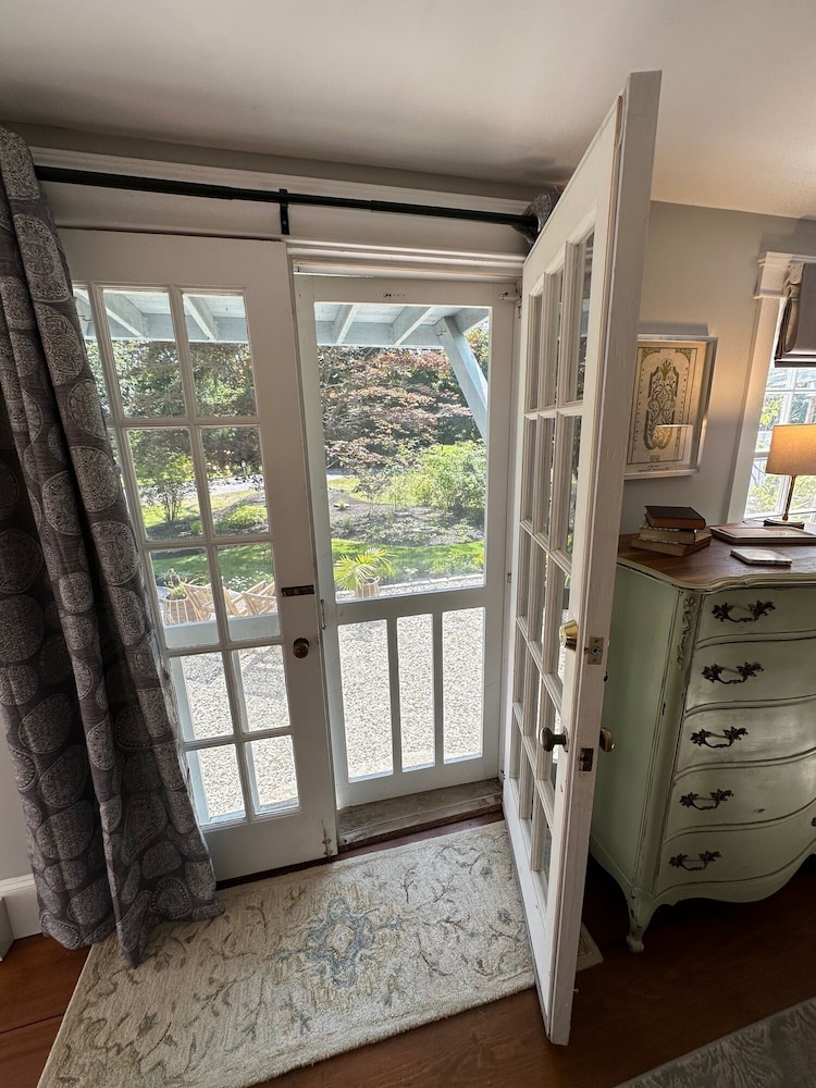 Inn at Perkins Cove - photo 9