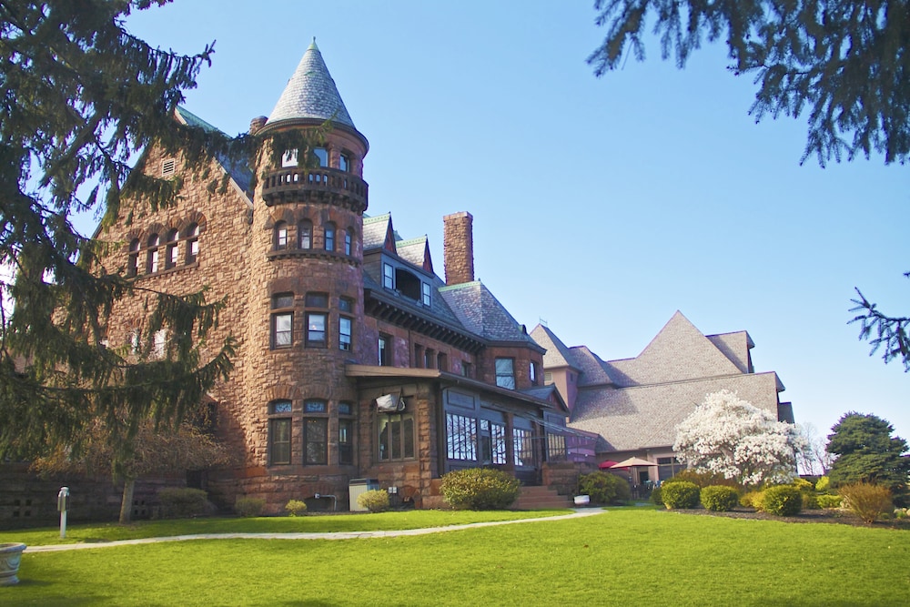 Belhurst Castle 4958596 — Geneva