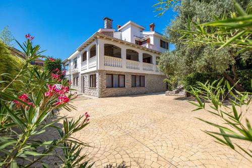 Villa The Nest — 4-Star Luxury Hotel in Opatija, Croatia