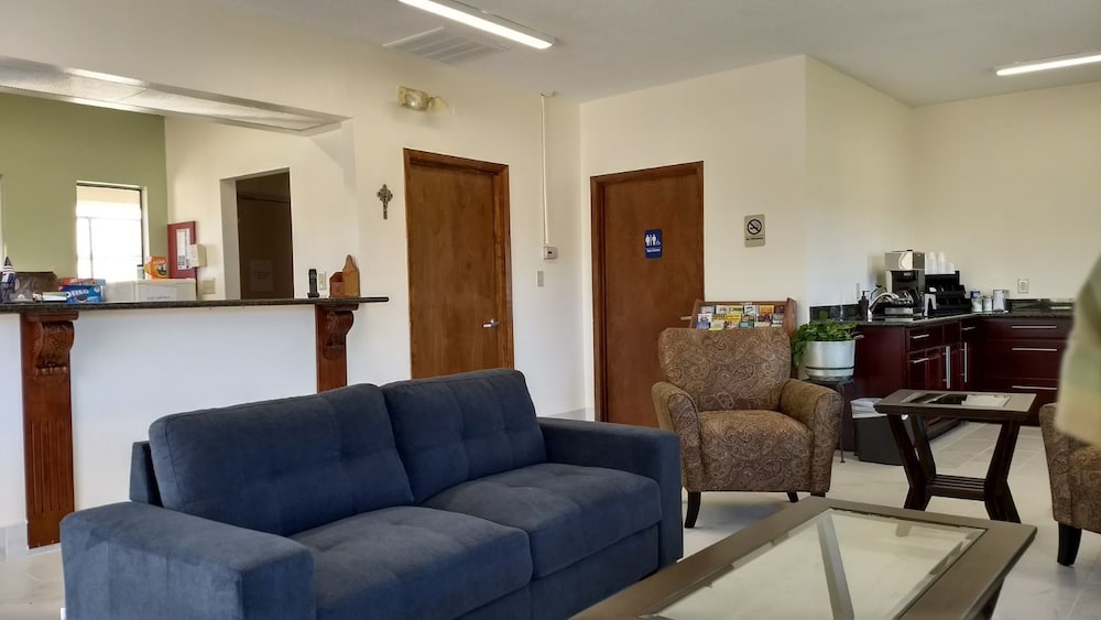 Highland Inn Denham Springs Baton Rouge East - featured photo