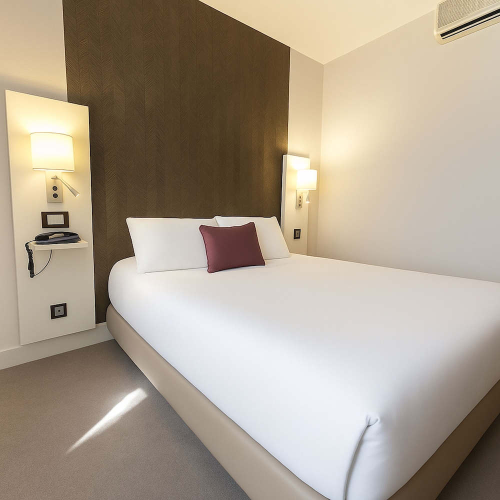 Hôtel Albert Elisabeth Gare SNCF in Clermont-Ferrand, France