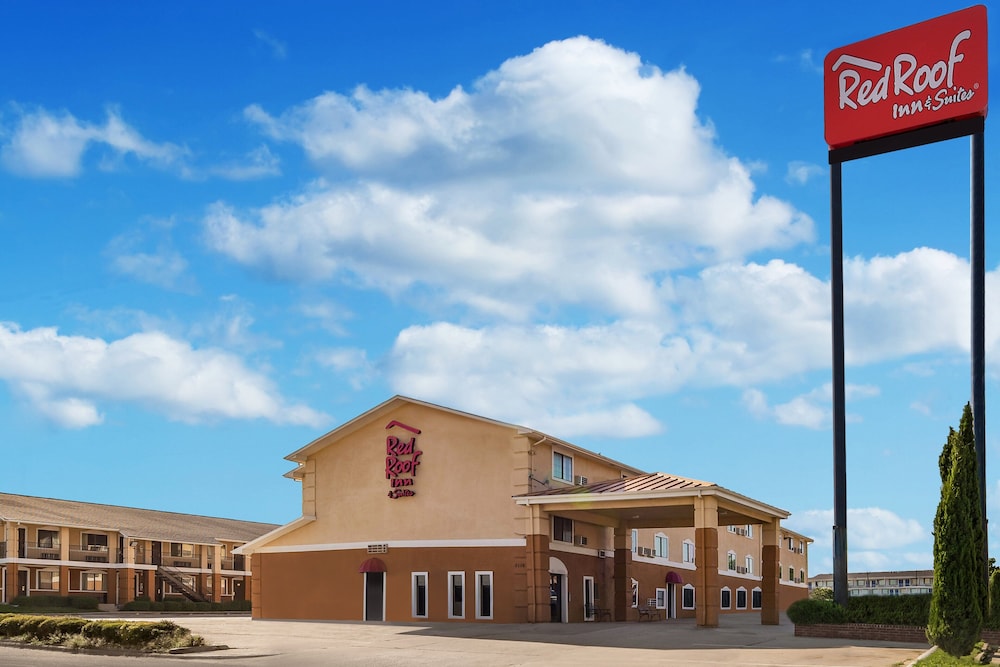 Red Roof Inn & Suites Denton - photo 28