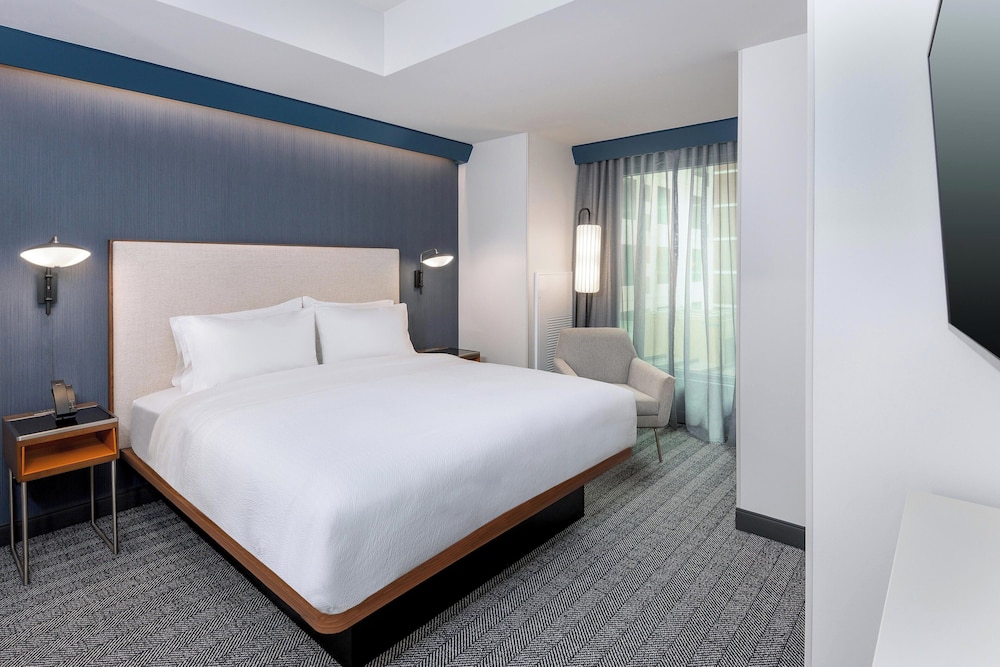 Courtyard by Marriott Atlanta Midtown - photo 15