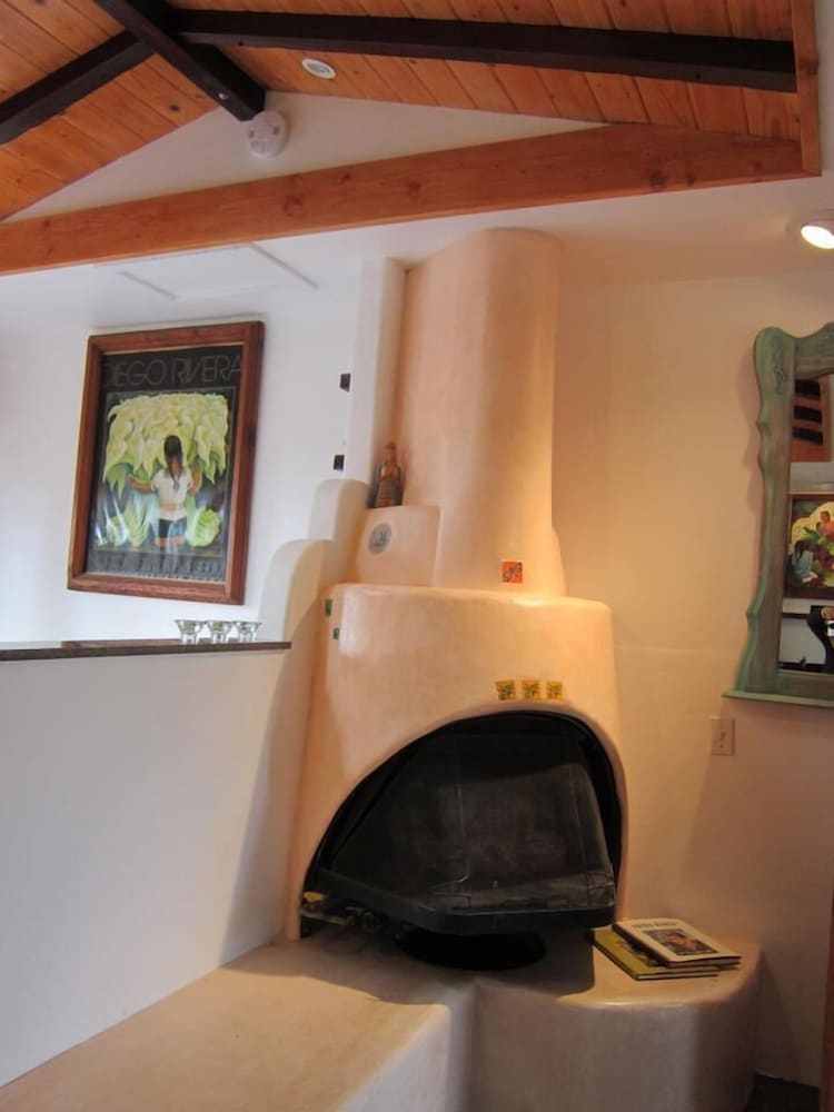 Les Artistes Inn - photo 38