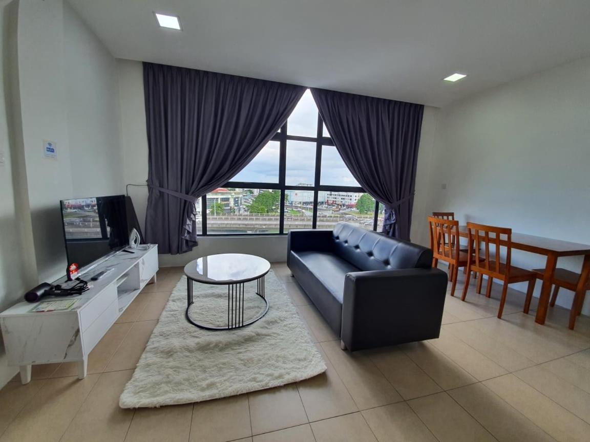 Bunny Homestay 408 @ Roxy Apartment Kuching — 4-Star Luxury Hotel in Kuching, Malaysia