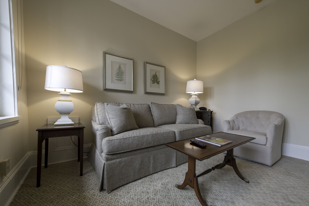 Greystone Inn - photo 16
