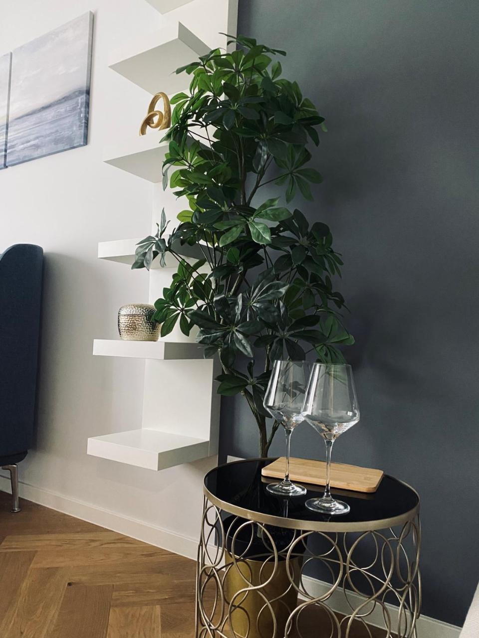 Wileńska Home apartment 1 — 4-Star Luxury Hotel in Warsaw, Poland
