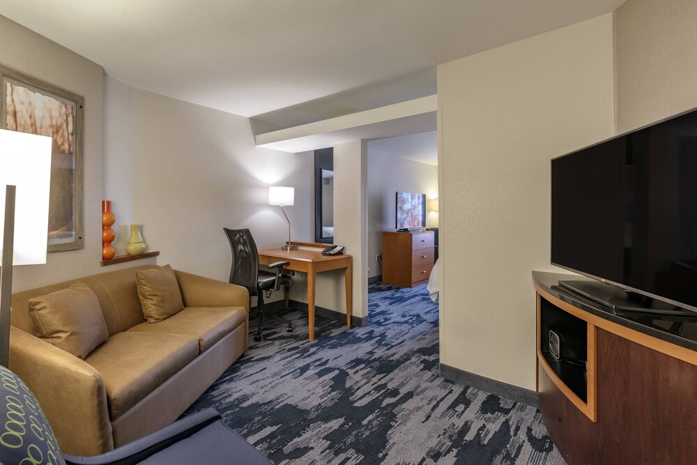 Fairfield Inn & Suites by Marriott Texarkana - photo 30