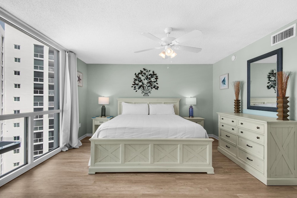 Shoreline Towers 1085 - photo 11