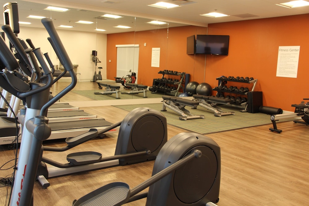 Holiday Inn Express & Suites Phoenix Airport North by IHG - photo 95