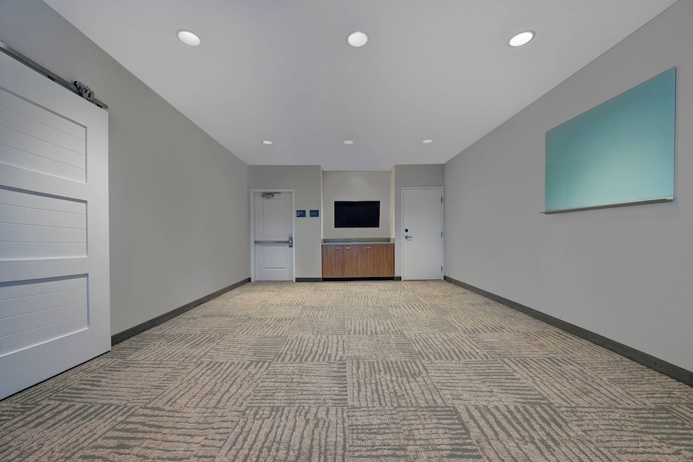 TownePlace Suites by Marriott Sacramento Airport Natomas - photo 47