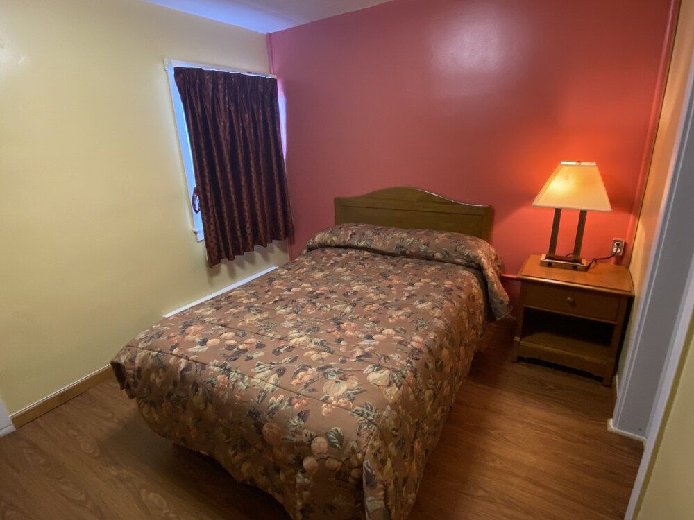 Gateway Inn - photo 11