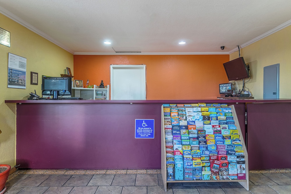 Motel 6 San Diego CA Southbay - photo 31