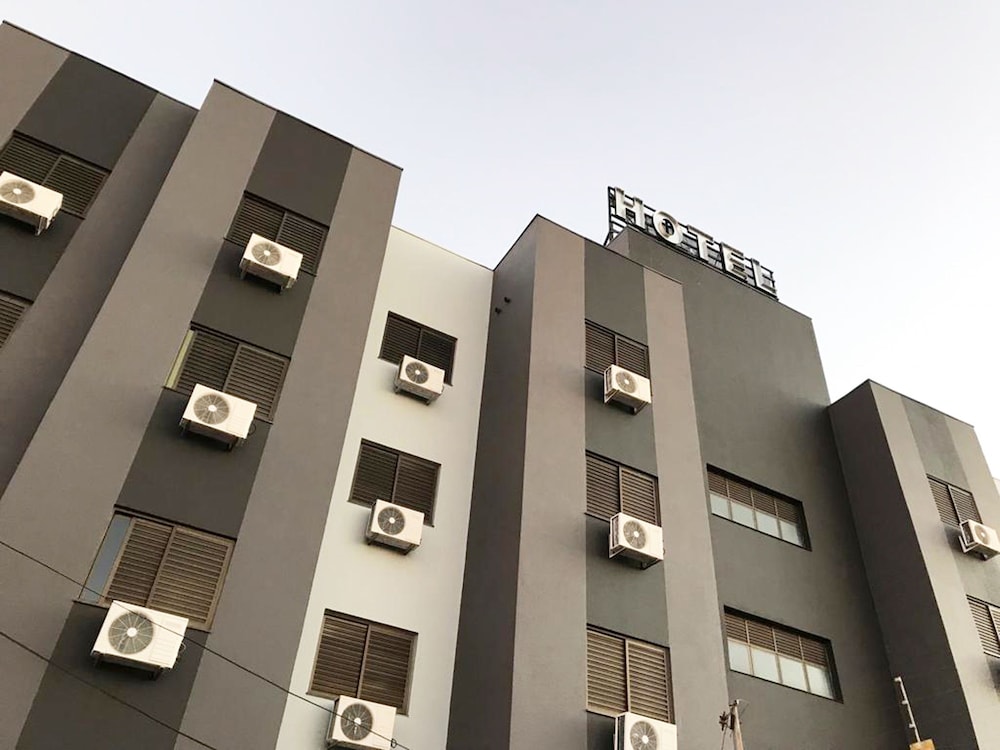 Master Gold Hotel Express in Cascavel, Brasil
