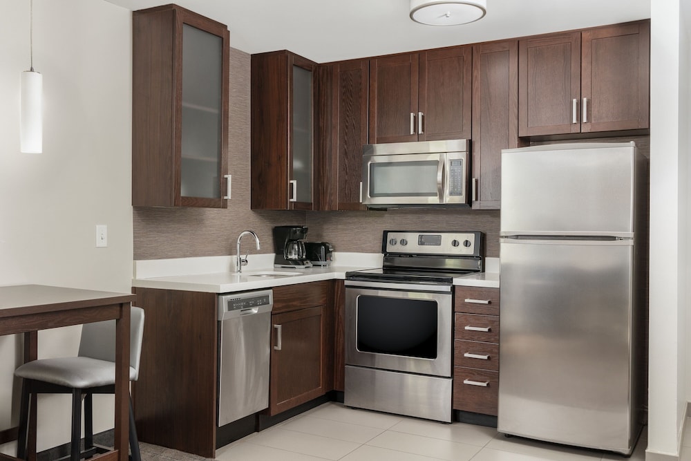 Residence Inn by Marriott Kansas City at The Legends - photo 15