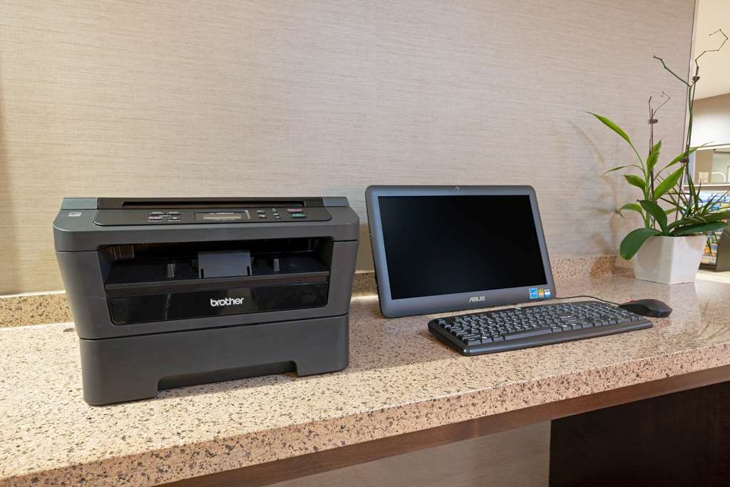 La Quinta Inn & Suites by Wyndham Bellingham - photo 74