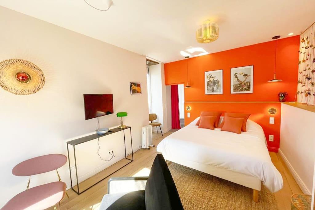 Appartement Frida Plage 50m Rue Gratuite — 4-Star Luxury Hotel in Saint-Malo, France