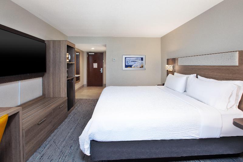 Holiday Inn Express I 26 & Us 29 At Westgate Mall by IHG - photo 19