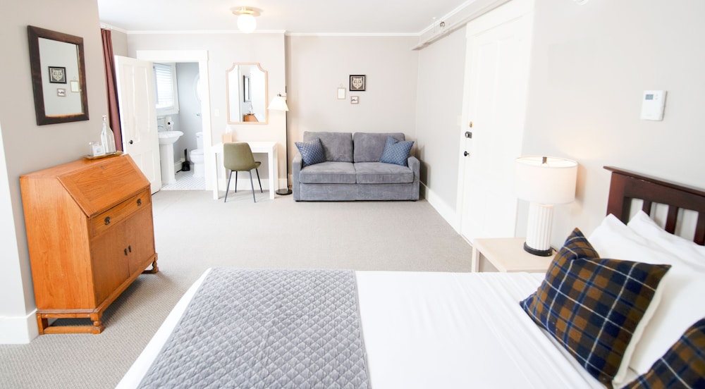 The New London Inn - photo 36
