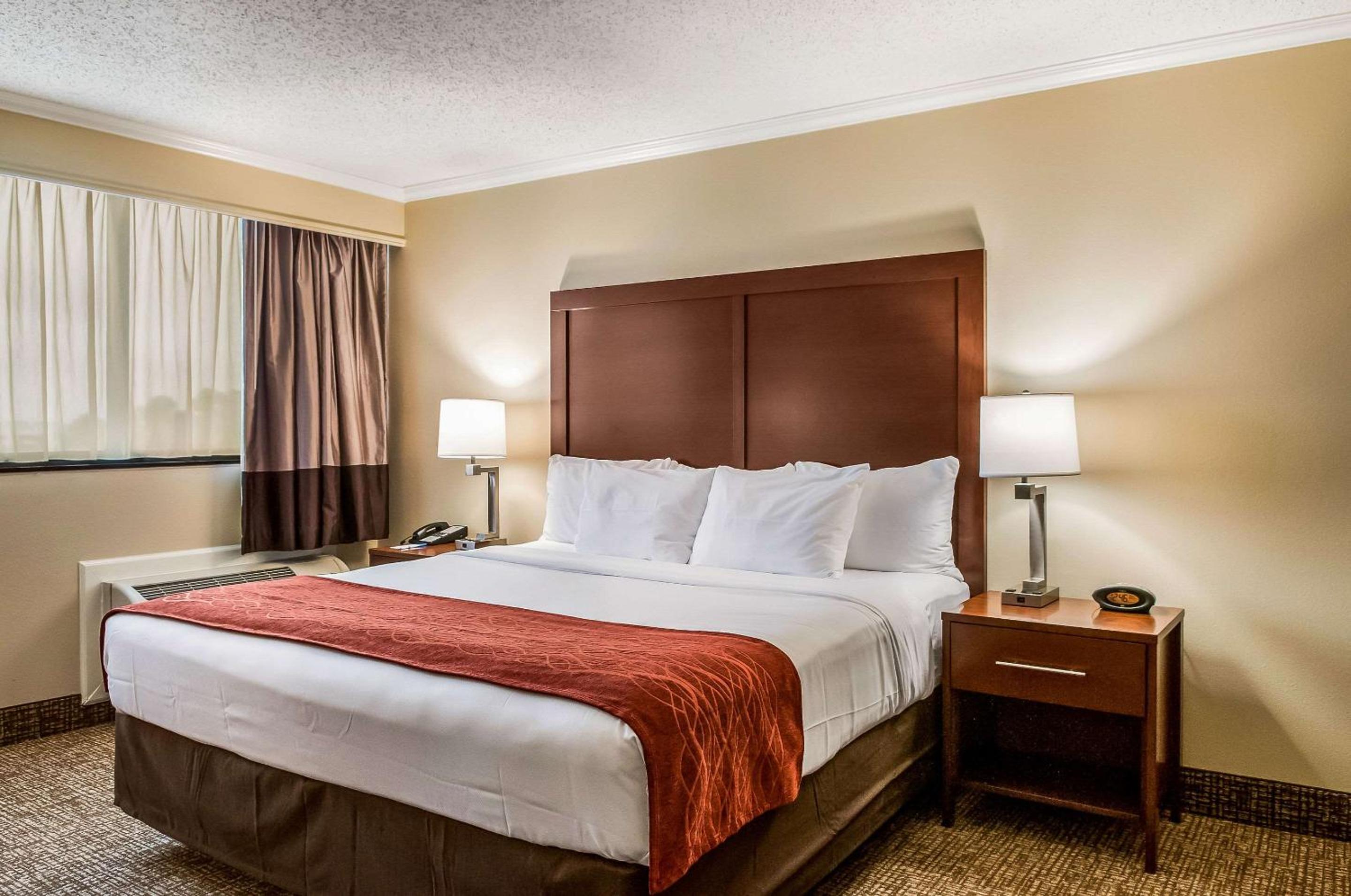 Copeland Tower Suites Ascend Hotel Collection - photo 17