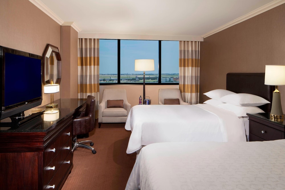 Sheraton DFW Airport Hotel - photo 11