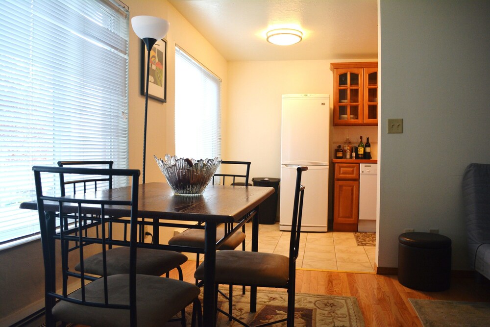 Sunny Westlake Suites by Metro - photo 12