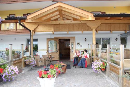Hotel Zanon — hotel in Ziano Di Fiemme