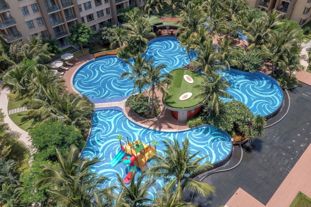 One Park Hotel & Residence — 4-Star Luxury Hotel in Phnom Penh, Cambodia