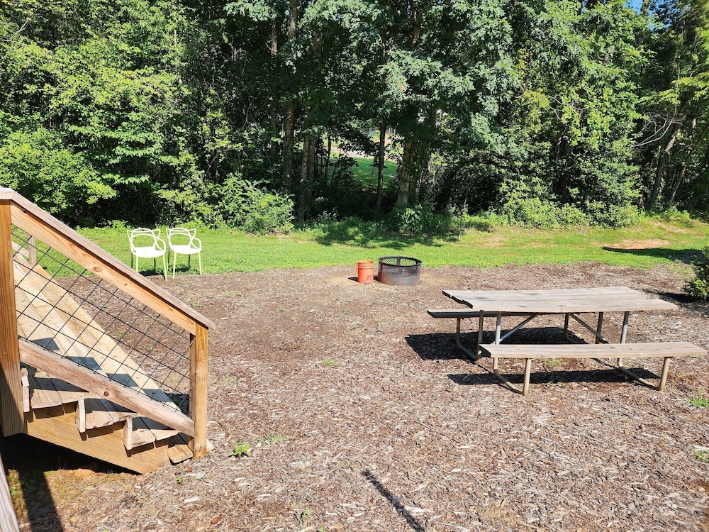 Emberglow Outdoor Resort - photo 220